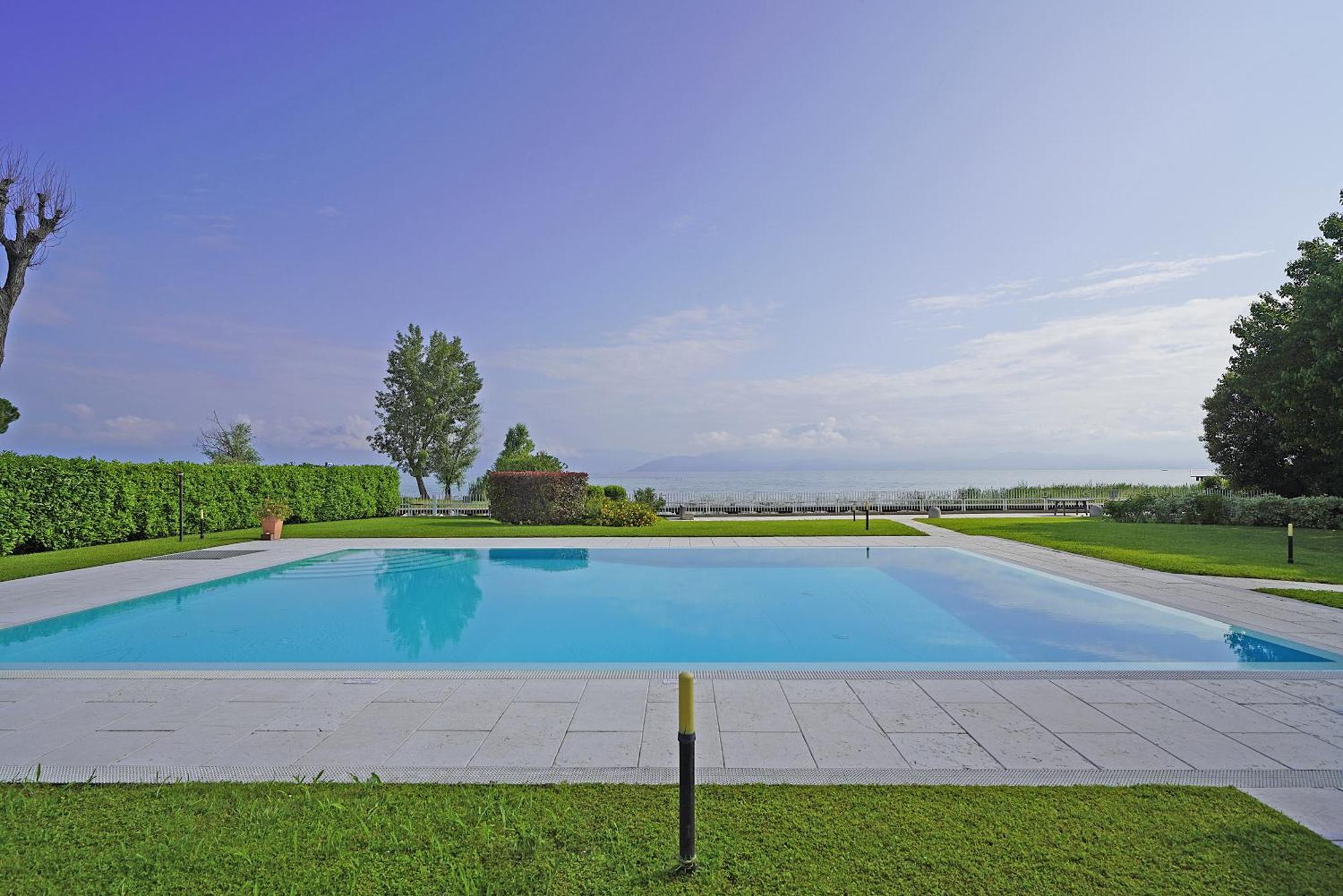 Il Porticciolo P1-12 By Wonderful Italy Apartment Sirmione Exterior photo